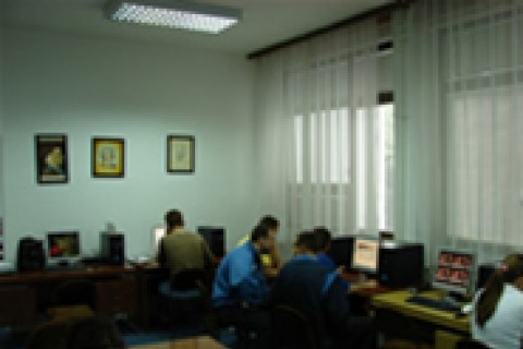 180507Niksic_-_Internet_Center_tn.jpg